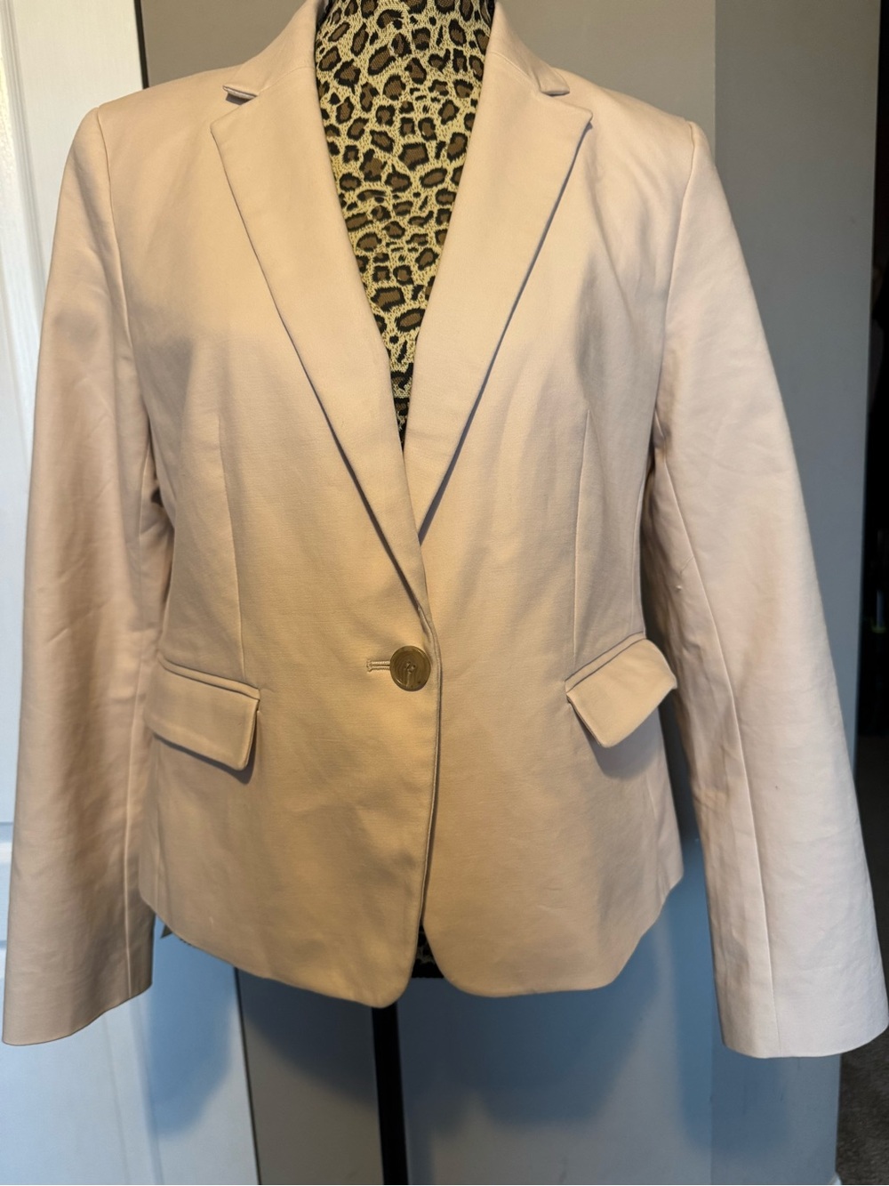Women's Tailored ivory Short Blazer